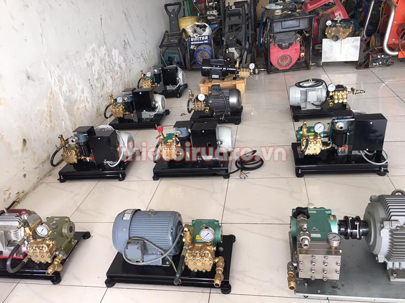 máy rửa xe nhật bãi