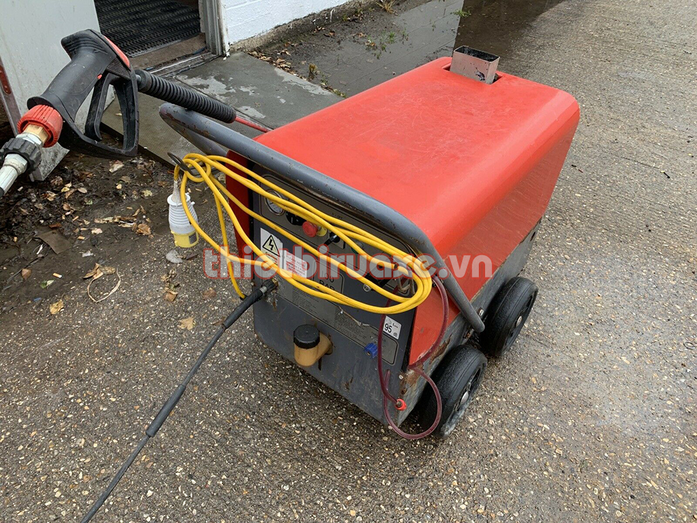 máy rửa xe hơi nước nóng đã qua sử dụng